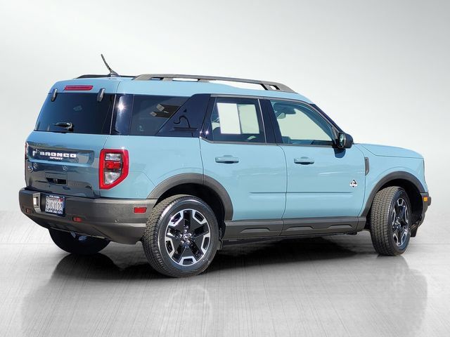 Certified 2023 Ford Bronco Sport Outer Banks w/ Tech Package AWD/4WD image 4