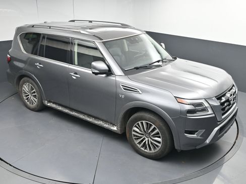 Used 2021 Nissan Armada SL w/ Captain's Chairs Package image 33