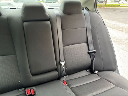 Used 2025 Nissan Altima 2.5 SV FWD image 32