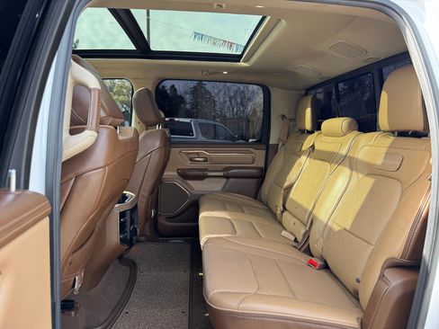 Used 2019 RAM 1500 Limited image 13