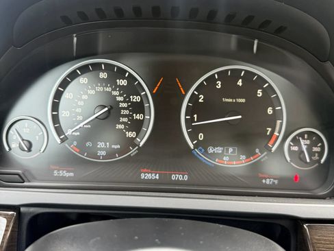 Used 2013 BMW 750Li RWD image 35