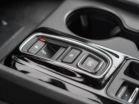 New 2025 Honda Pilot EX-L image 18