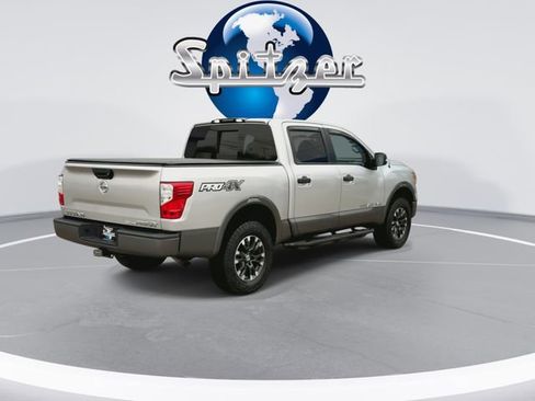 Used 2019 Nissan Titan PRO-4X image 9