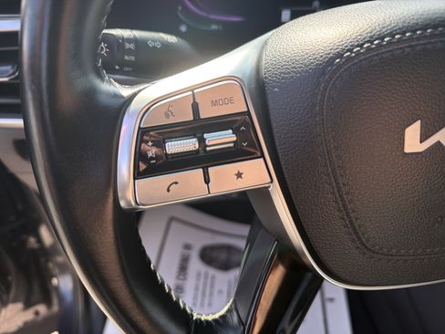 Used 2025 Kia Telluride S AWD/4WD image 20
