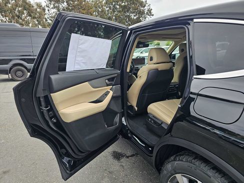 New 2025 Acura MDX w/Technology Package image 18