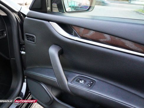 Used 2015 Maserati Ghibli S Q4 image 28