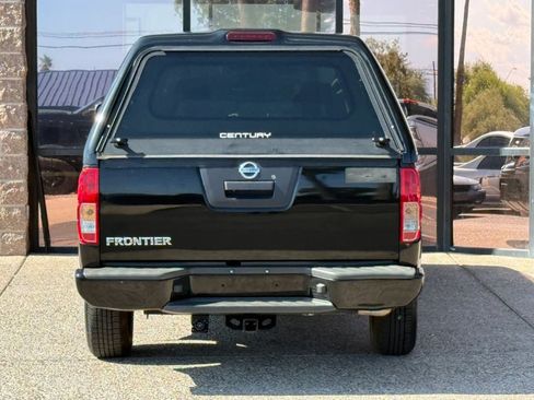 Used 2018 Nissan Frontier S RWD image 9