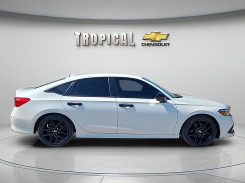 Used 2023 Honda Civic Sport image 6