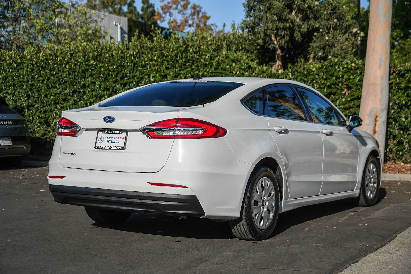 Used 2019 Ford Fusion S FWD image 6