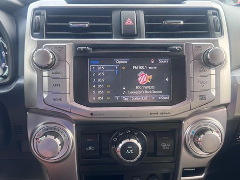 Used 2018 Toyota 4Runner Limited AWD/4WD image 11