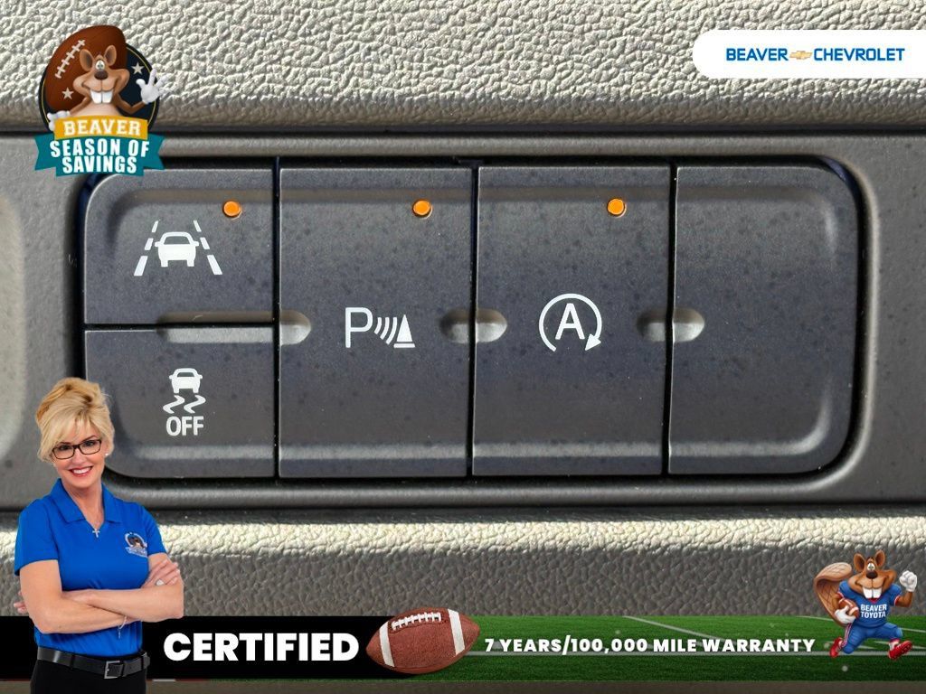 Used 2024 Chevrolet Suburban LT AWD/4WD image 36
