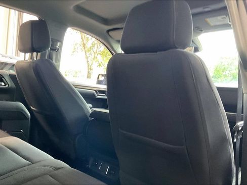 Used 2025 Chevrolet Silverado 1500 LT RWD image 20