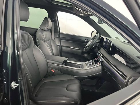Used 2025 Hyundai Palisade Calligraphy FWD image 35