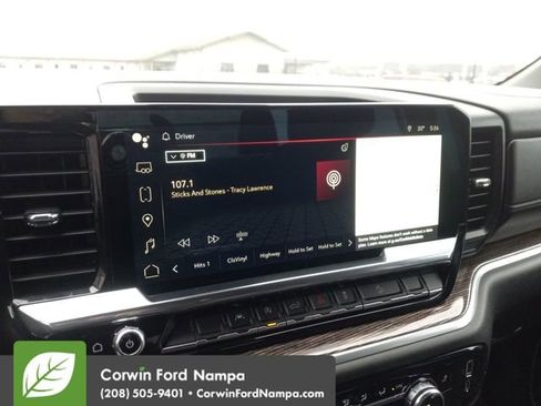 Used 2025 GMC Sierra 1500 Elevation image 16