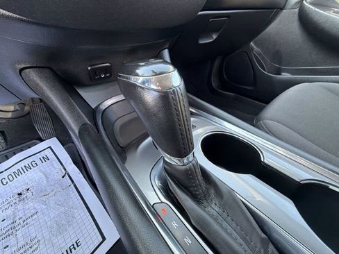 Certified 2018 Chevrolet Malibu LT image 15