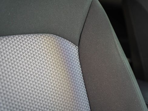 Used 2023 Kia Soul LX w/ LX Technology Package image 14