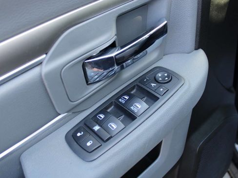 Used 2018 RAM 2500 Big Horn image 20