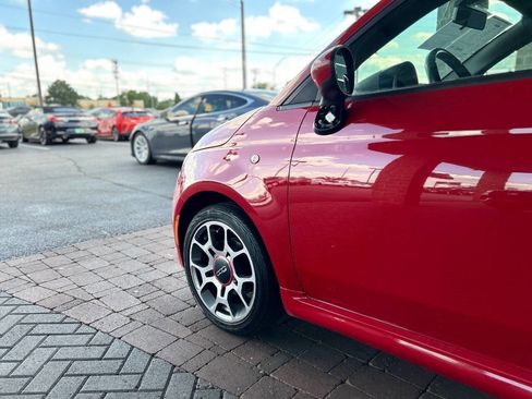 Used 2012 FIAT 500 Sport w/ Safety & Sound Pkg FWD image 8