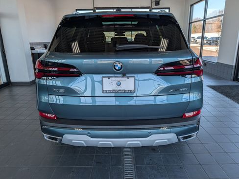 New 2026 BMW X5 xDrive40i w/ Executive Package image 3