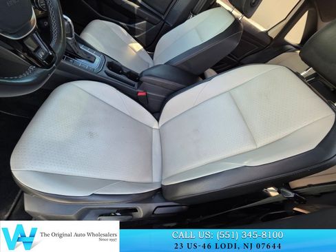 Used 2019 Volkswagen Jetta R-Line FWD image 12