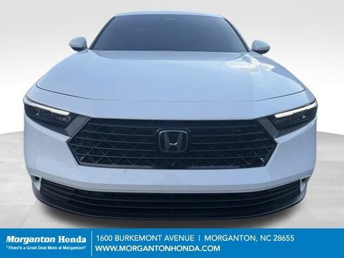 Used 2023 Honda Accord EX image 2
