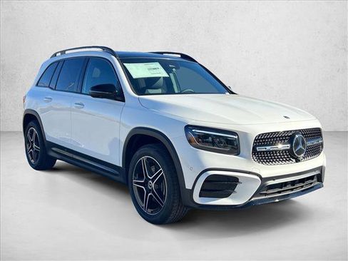 New 2026 Mercedes-Benz GLB 250 4MATIC image 7