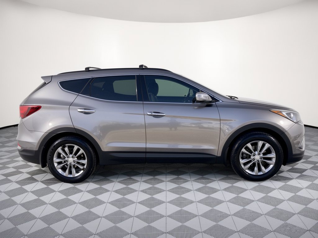 Used 2018 Hyundai Santa Fe Sport 2.0T FWD image 8