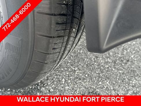 Used 2026 Toyota Corolla Cross LE w/ Moonroof Package FWD image 17