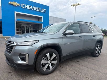 Used 2023 Chevrolet Traverse LT w/ LT Premium Package