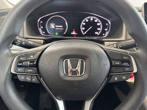 Used 2018 Honda Accord LX image 28