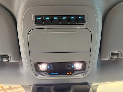 Used 2025 Ford F350 XLT w/ FX4 Off-Road Package image 24