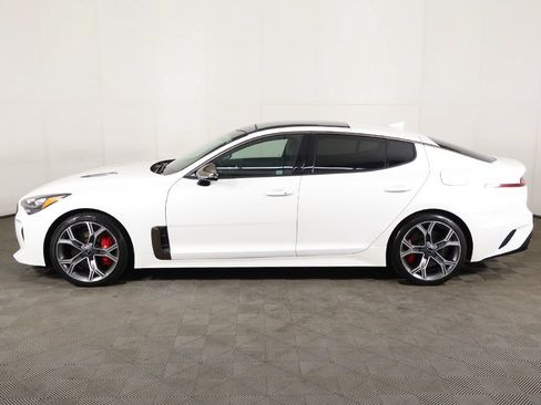 Used 2019 Kia Stinger GT2 AWD/4WD image 23