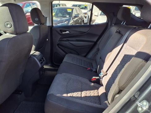 Used 2023 Chevrolet Equinox LT image 17