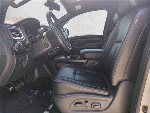 Used 2019 Nissan Titan SL w/ Midnight Edition AWD/4WD image 16