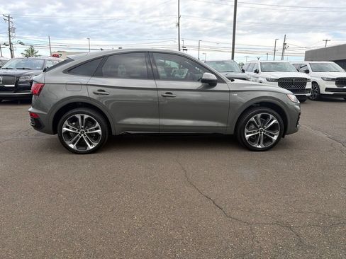 Used 2023 Audi Q5 2.0T Prestige w/ Prestige Package AWD/4WD image 7