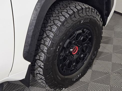 Used 2024 Toyota Tundra TRD Pro AWD/4WD image 8