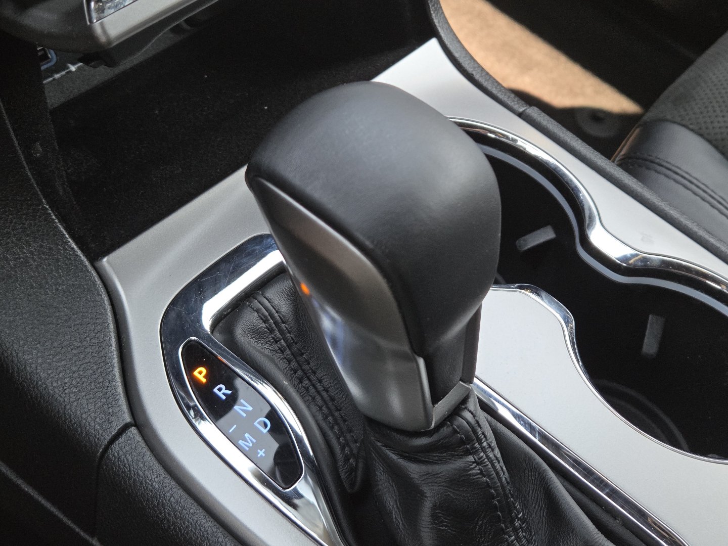 Used 2019 Jeep Grand Cherokee Altitude AWD/4WD image 31
