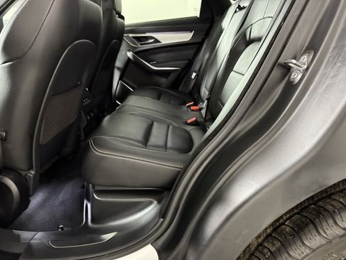 Used 2025 Jaguar F-PACE R-Dynamic S image 28