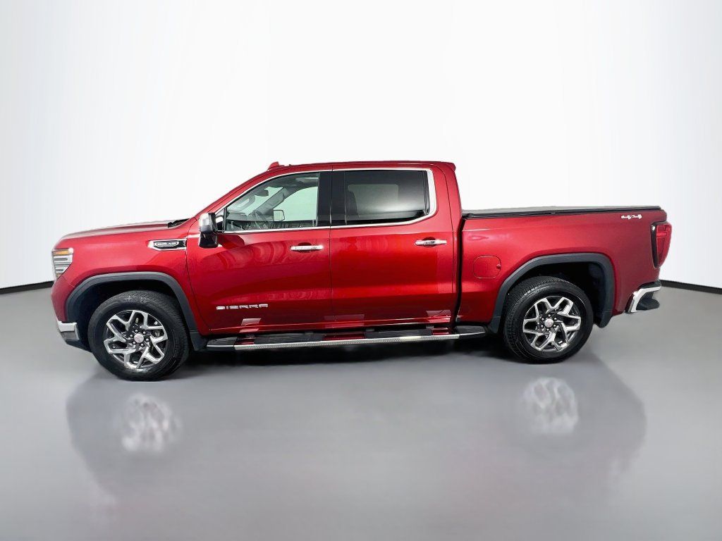 Certified 2024 GMC Sierra 1500 SLT w/ SLT Premium Plus Package AWD/4WD image 4