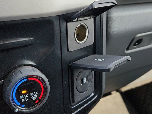 Used 2025 Ford F250 XL w/ STX Appearance Package AWD/4WD image 13