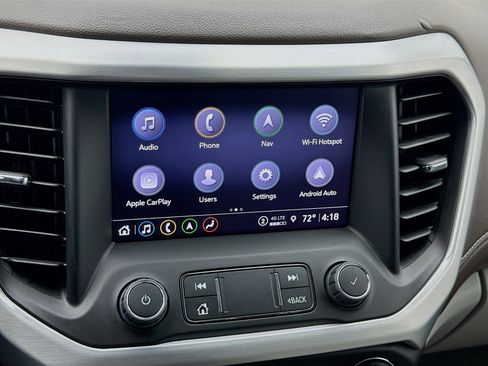 Used 2023 GMC Acadia SLT image 11