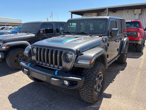 Used 2022 Jeep Wrangler Unlimited Rubicon 4xe w/ Steel Bumper Group AWD/4WD image 2