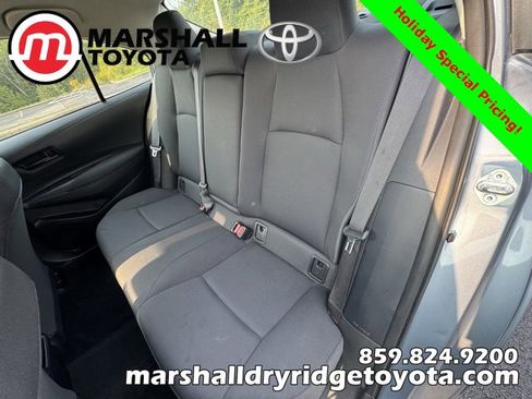 Used 2022 Toyota Corolla LE image 11
