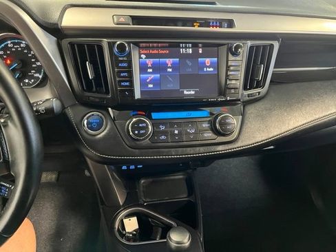 Used 2017 Toyota RAV4 XLE w/ Convenience Package AWD/4WD image 30
