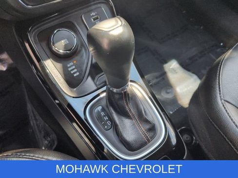 Used 2019 Jeep Compass Limited AWD/4WD image 16