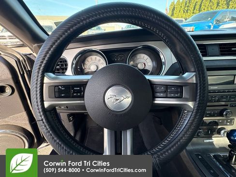 Used 2010 Ford Mustang GT image 14