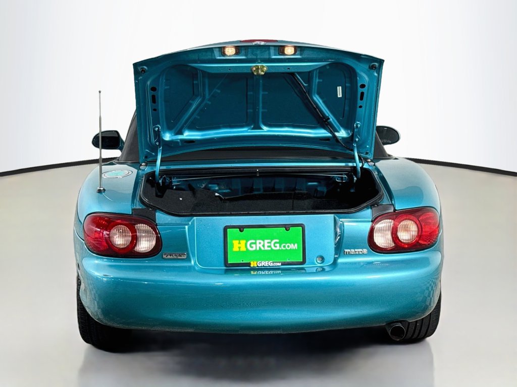 Used 2003 MAZDA MX-5 Miata RWD image 26