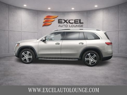 Used 2022 Mercedes-Benz GLS 450 4MATIC image 3