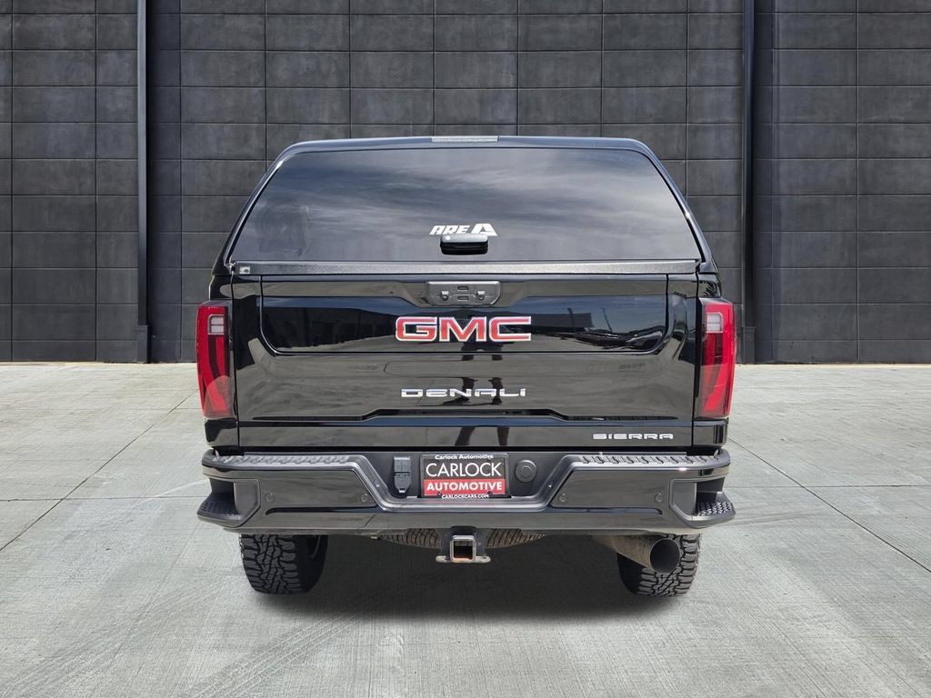 Used 2024 GMC Sierra 2500 Denali w/ Denali Reserve Package AWD/4WD image 5