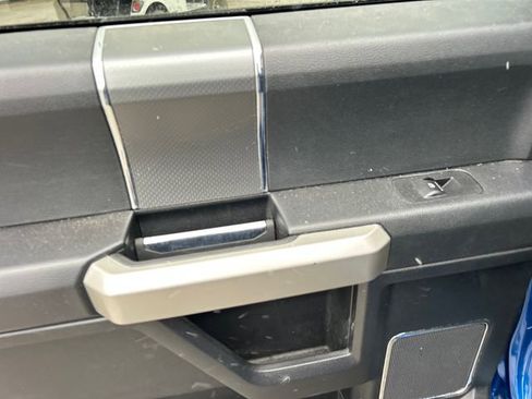 Used 2017 Ford F150 Lariat w/ Equipment Group 502A Luxury image 41